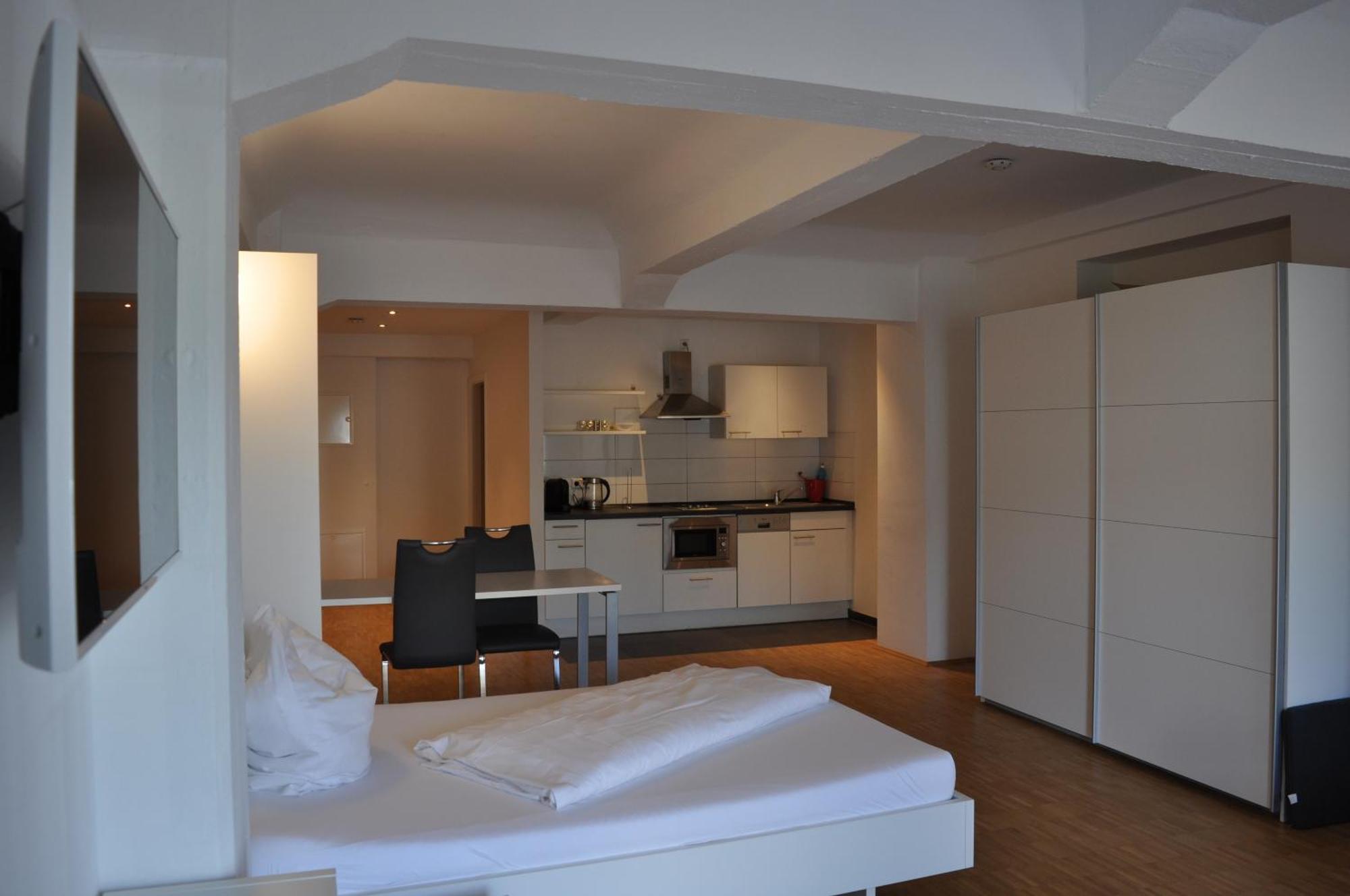 New Age Boardinghaus Aparthotel Heilbronn Buitenkant foto